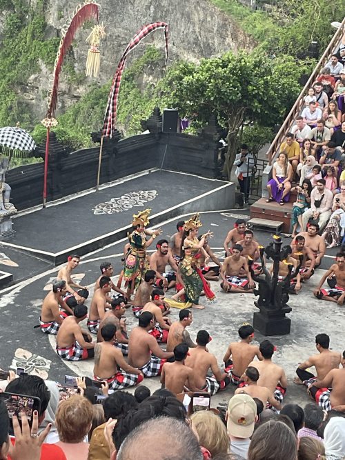 ケチャックダンス