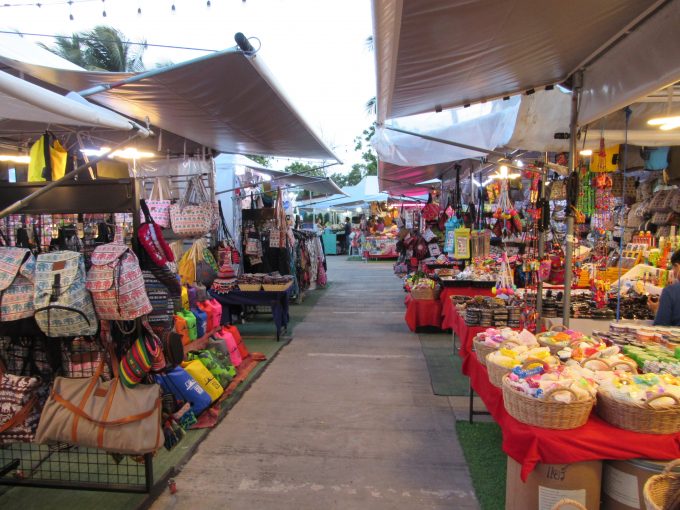 ナイトマーケット