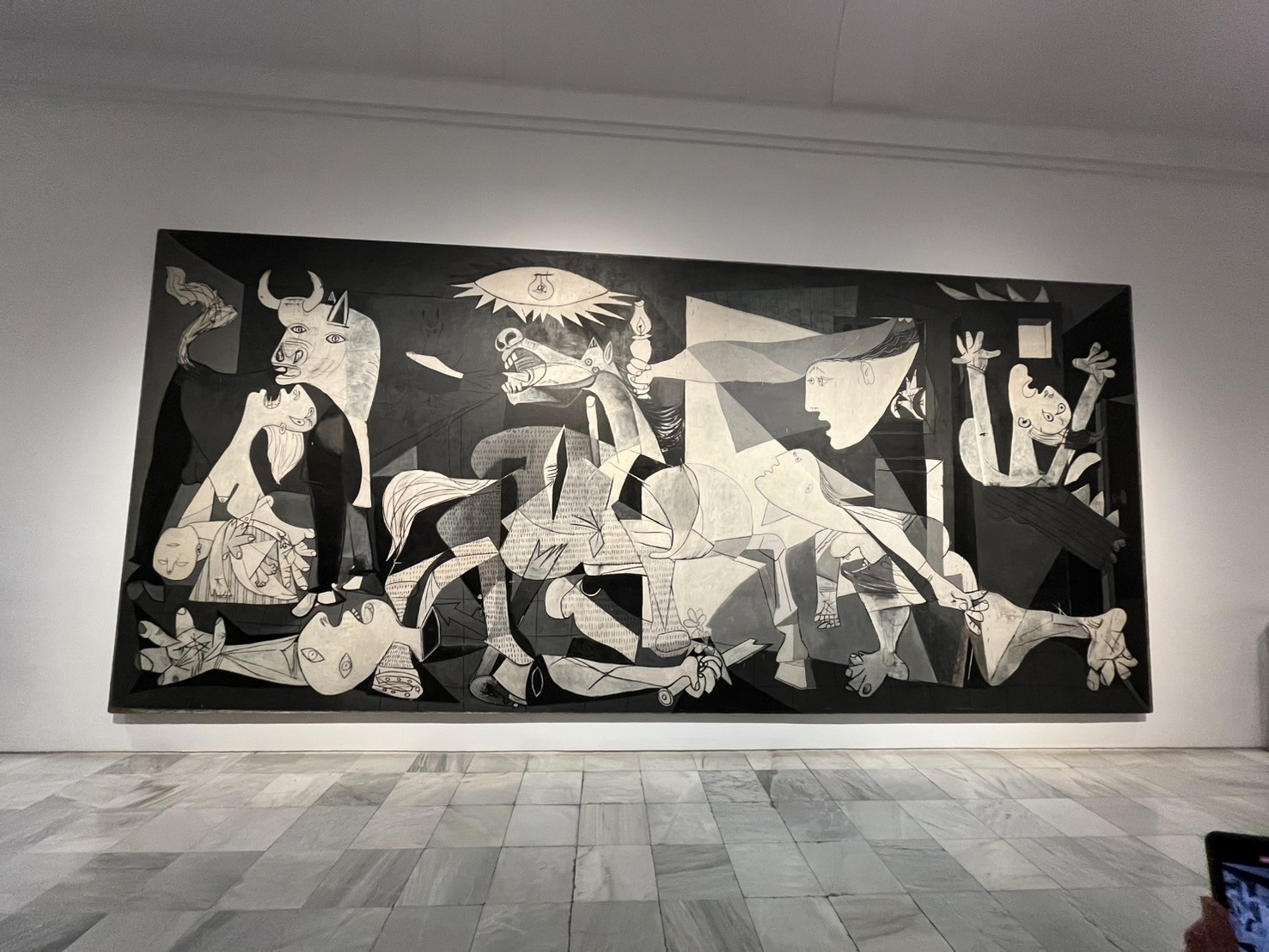 念願のゲルニカ