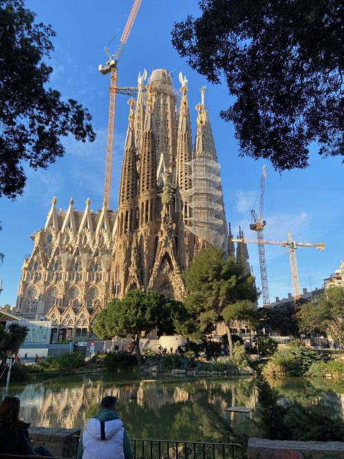 サグラダ・ファミリア全景