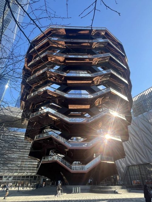 中には展望台もあるそう