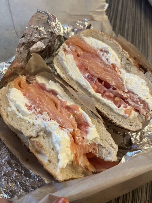 美味しかったサーモン＆クリームチーズベーグル