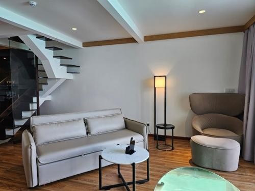 ノーイ モルディブ クナーヴァシ