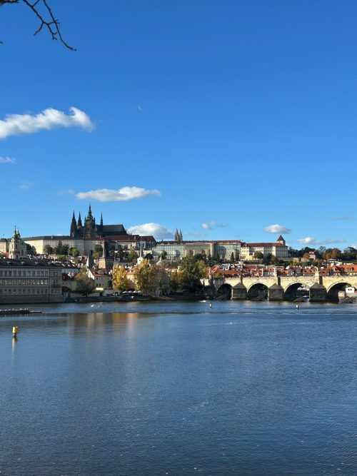 プラハ最古のカレル橋