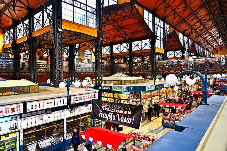 ブダペスト中央市場