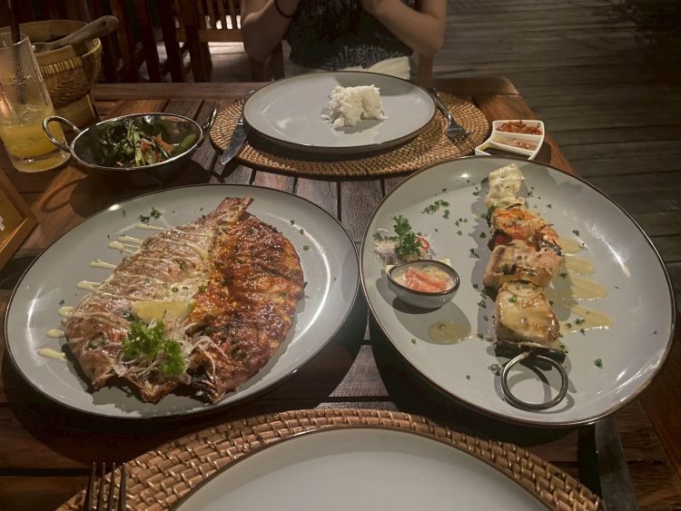 アヤナリゾートでの夕食（海鮮料理）