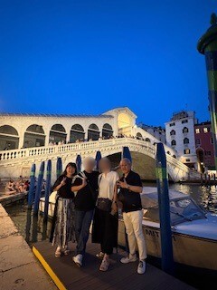 友人夫婦との記念写真も撮りました