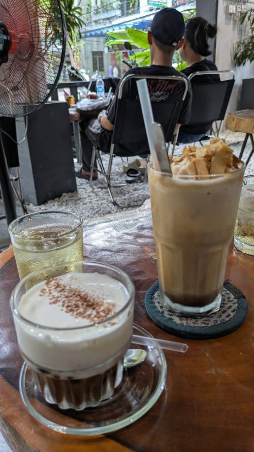 ココナッツコーヒーと塩コーヒー