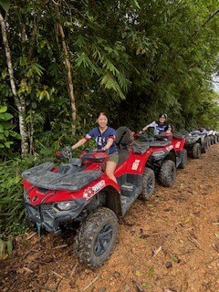 最新のマシンに乗車