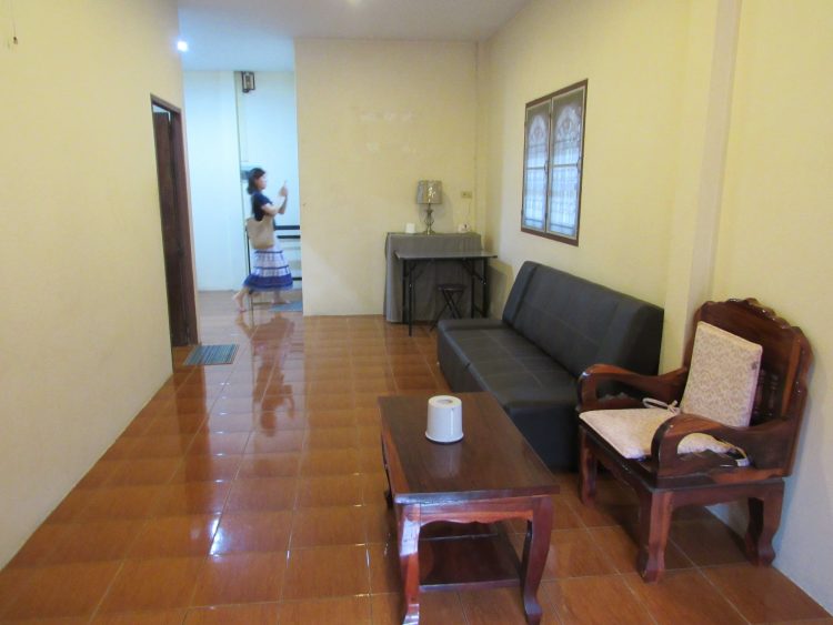 短期移住の際に住む家を見学