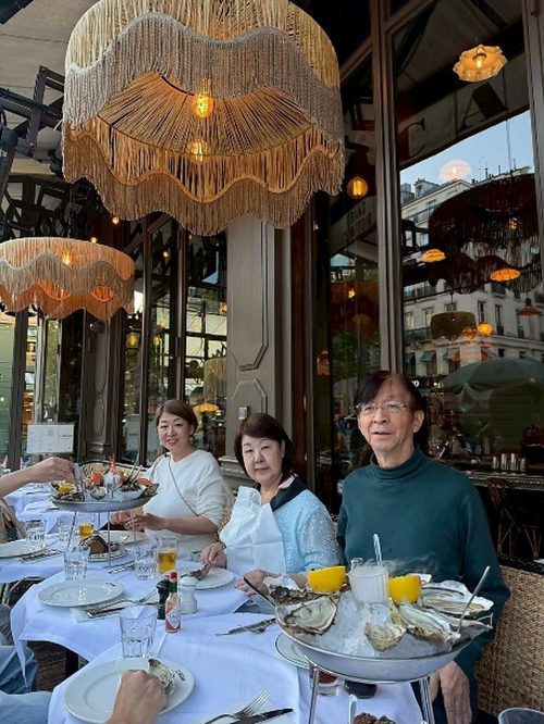 7人で豪華な最後の晩餐