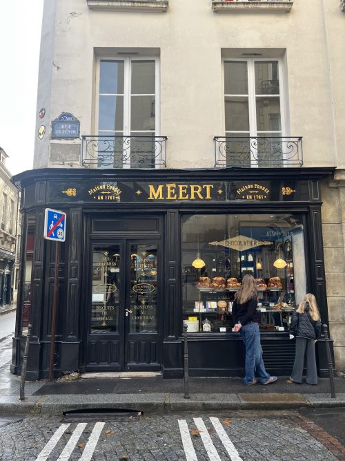 ゴーフルの老舗のお店「meert」