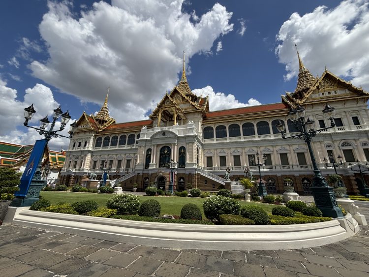 グランドパレス