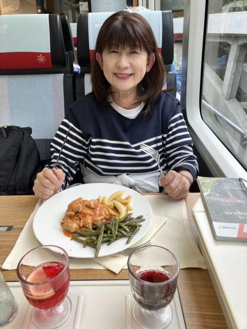 氷河特急でのランチ