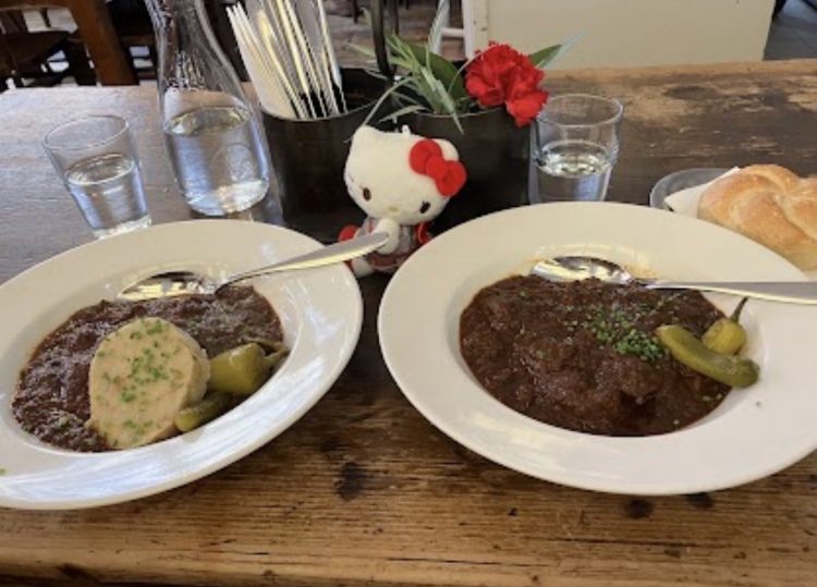 名物のグラーシュをいただきました