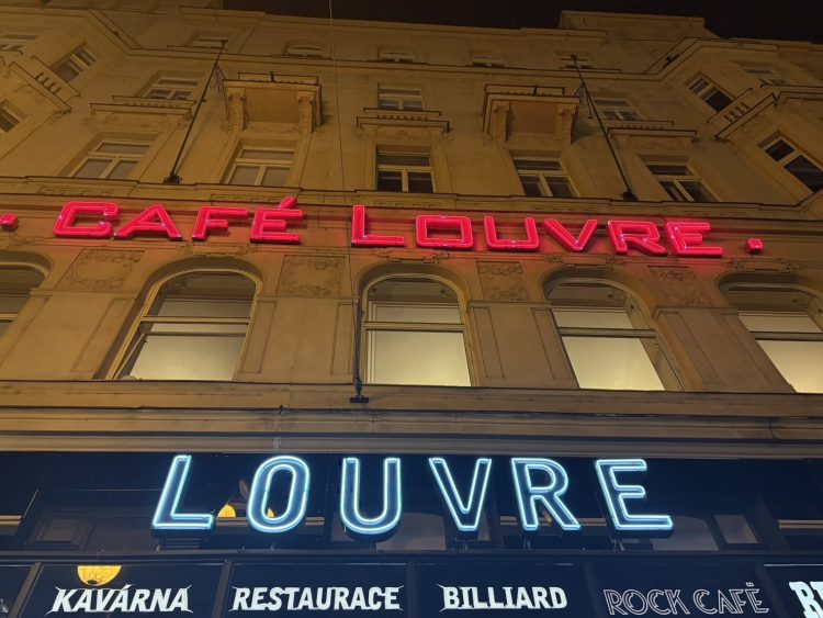 カフェ・ルーブル