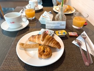 ホテルでの朝食 クロワッサンがとても美味しかったです！