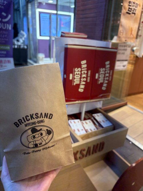 Bricksand フィナンシェのお店。明洞にて。見た目が可愛い！