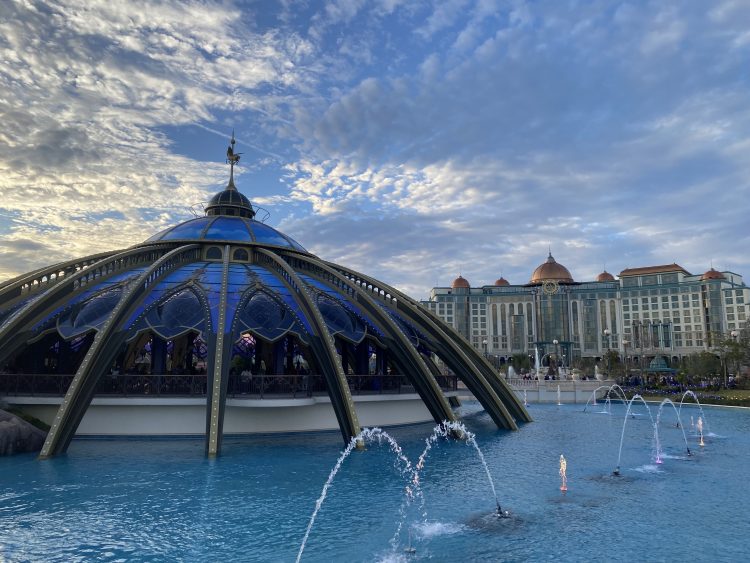 05　EPICユニバースの風景　いるだけでワクワクが止まりません