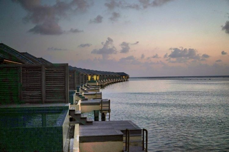 「ザ レジデンス モルディブ ディグラ」の部屋