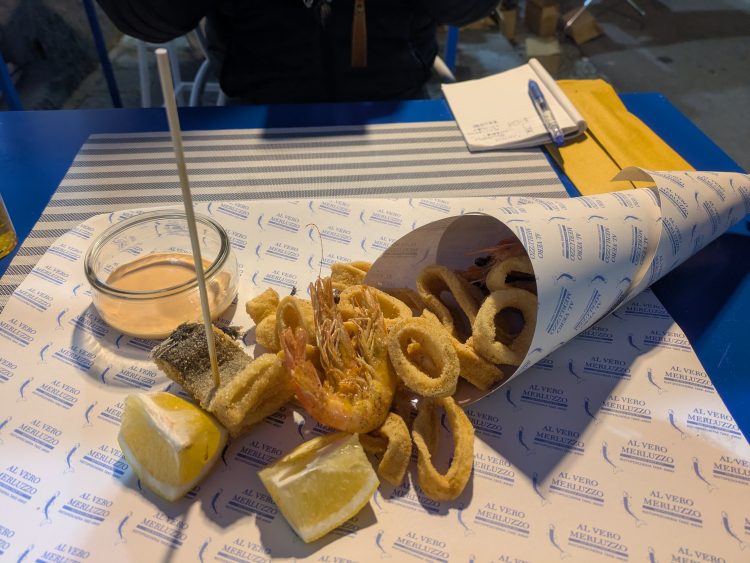 鮮魚レストランでの夕食の一部