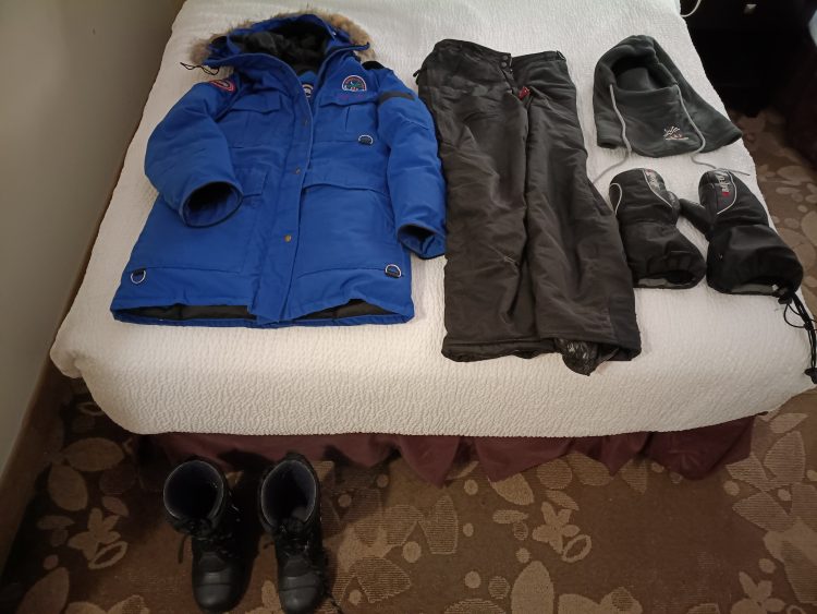 オーロラビレッジからのレンタルウェア一式