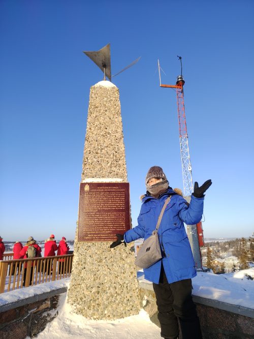ブッシュ・パイロット・モニュメントからは街が一望できます