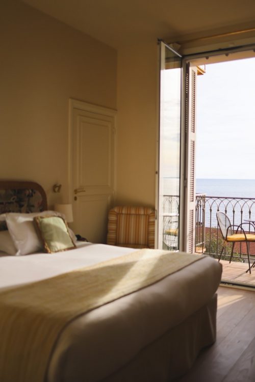 ホテル ラ・ペルーズ ニースのお部屋