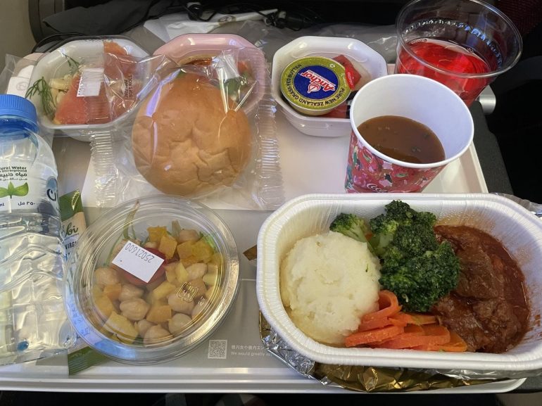 機内食 美味しくいただきました