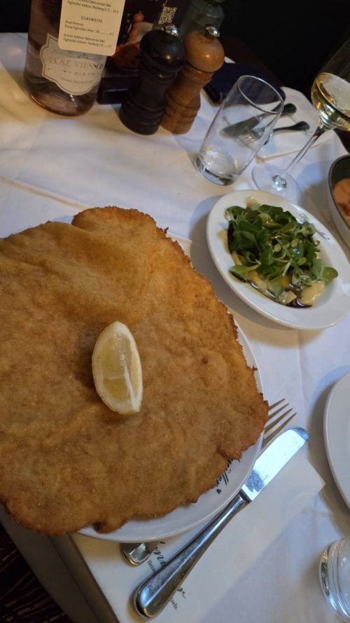 ウィーン名物シュニッツェル