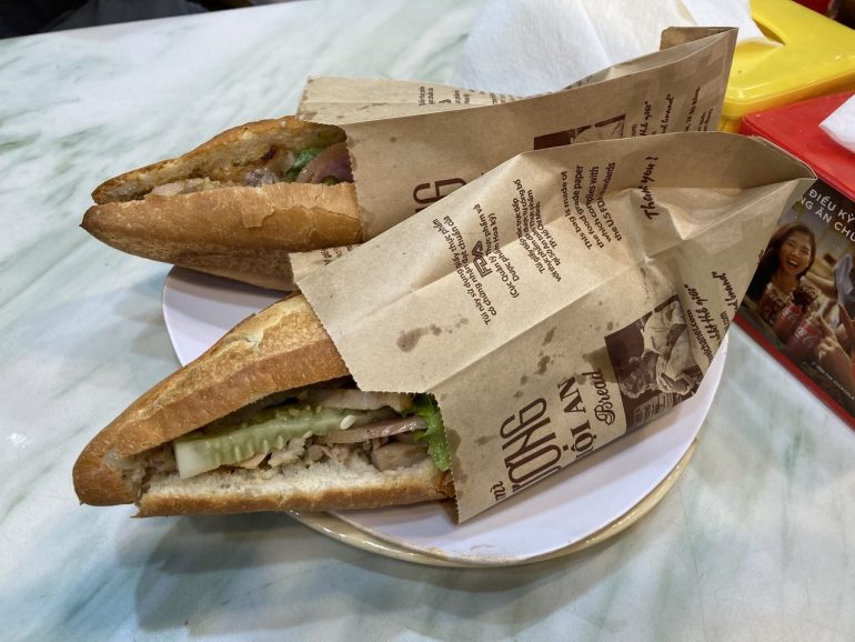 ホイアンで1番おいしいバインミー