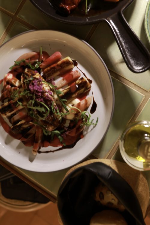 ホテルのレストランで夕食をいただきました