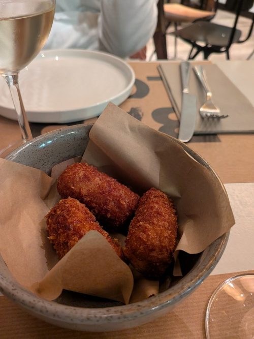 クロケッタがしっかりした味で美味しかったです