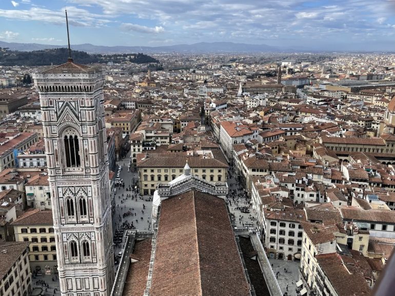 ドゥオーモのクーポラからフィレンツェの街並みを堪能