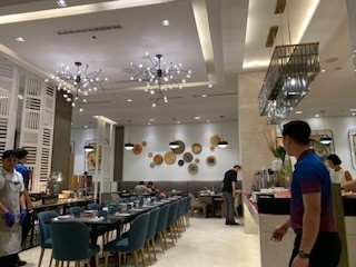 朝食会場の様子