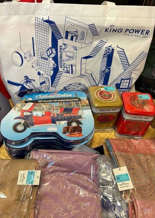 空港でお土産購入