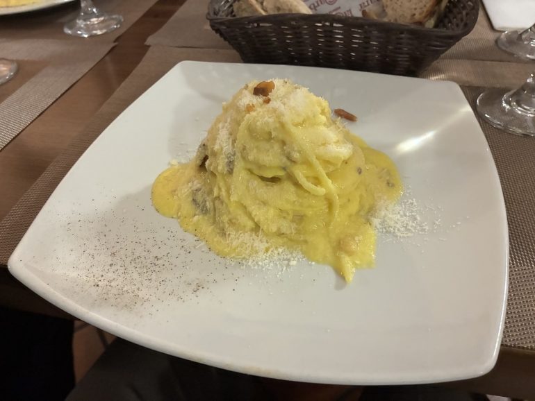 カルボナーラ発祥の店La Carbonaraにて コクがあり美味しかったです