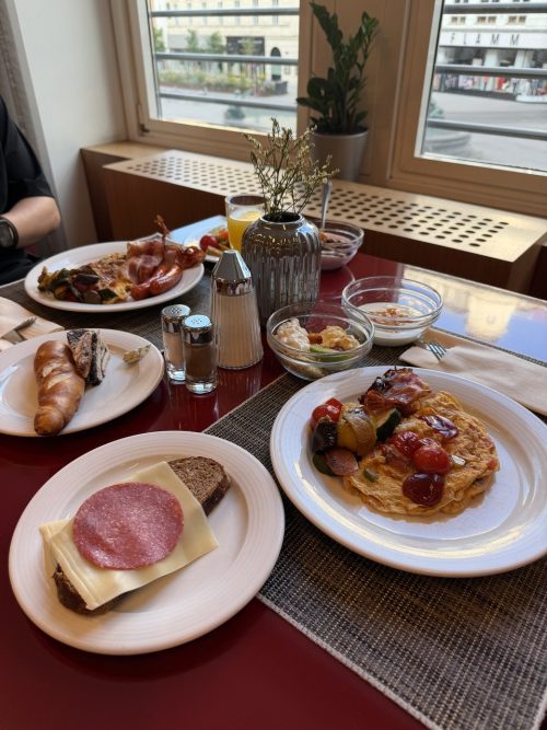 ウィーン最終日の朝 「オーストリア トレンド ホテル ヨーロッパ ウィーン」の朝食はとても美味しかったです!