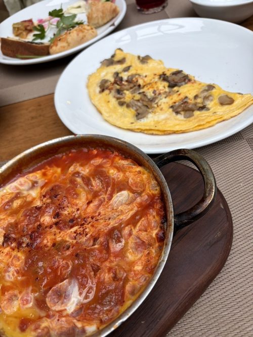ホテルでいただいたトルコの定番朝食