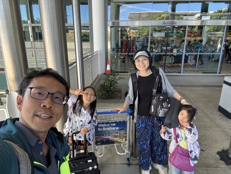 ブリスベン空港経由でケアンズへ!