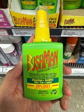 現地の虫よけを購入し、大自然の冒険に向けて準備万端です!
