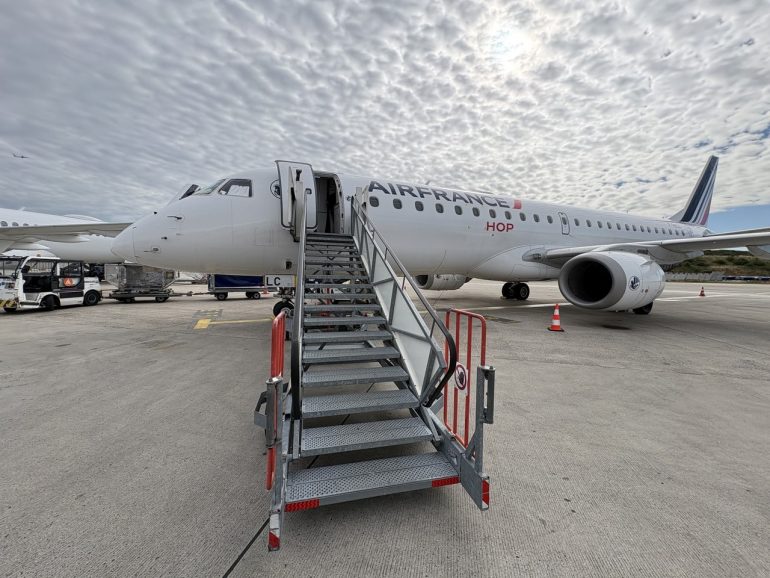 シャルルドゴール空港 いざザグレブへ!