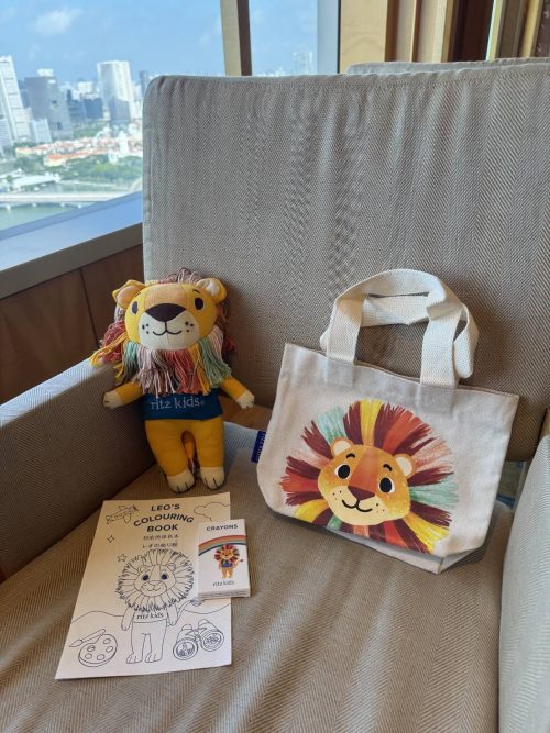 リッツキッズのマスコット「レオ」グッズを孫にプレゼントしてくれました