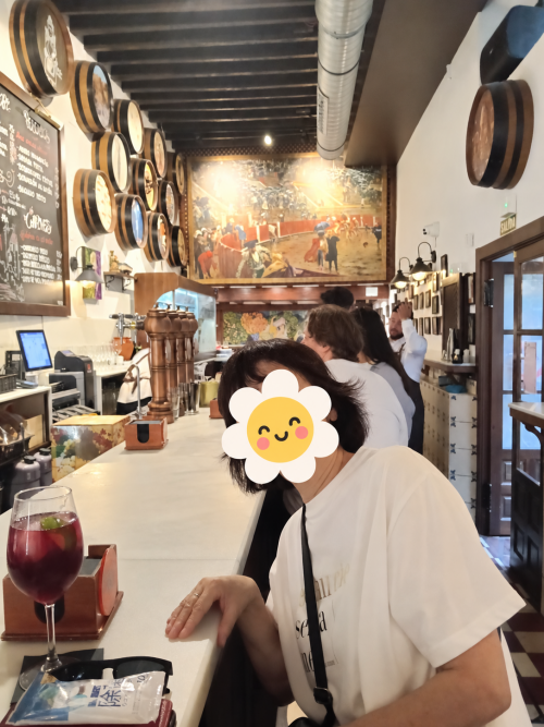 どの都市でも美味しいタパスを楽しみました