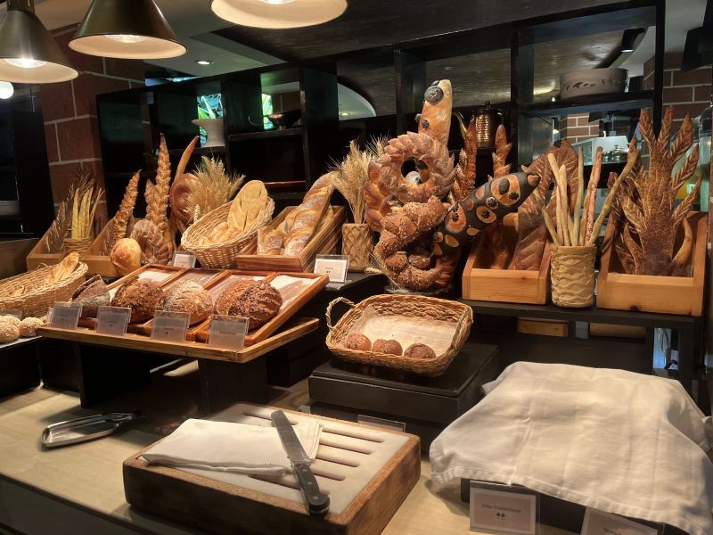 ビュッフェレストラン「Iru Restaurant」の朝食のパン