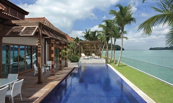 Beach-Villas-Lap-Pool