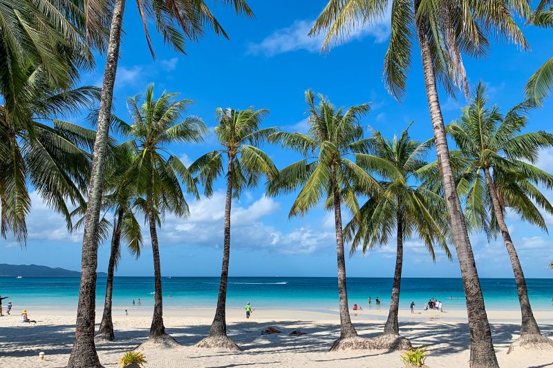 beach at boracay philippines