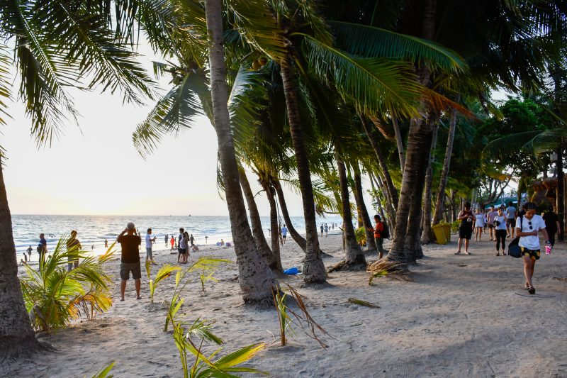 beach at boracay philippines