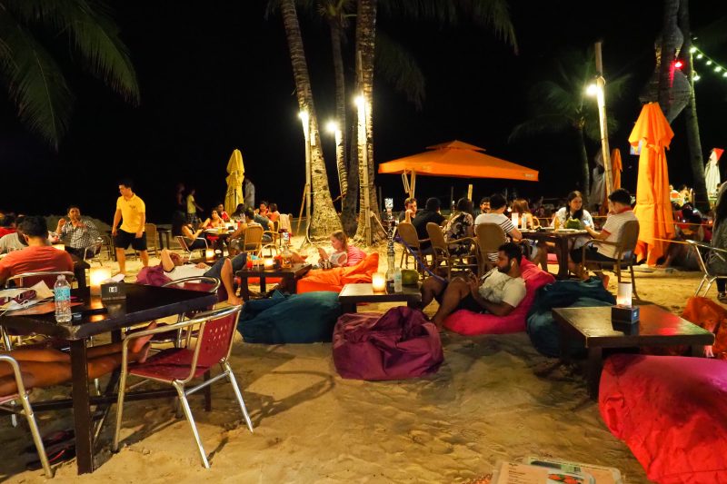beach at boracay philippines