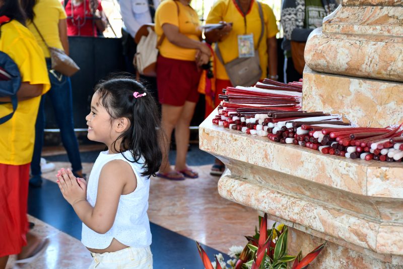 candles magellan cross cebu philippines